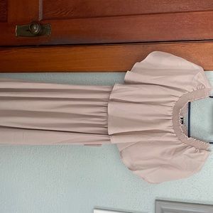 Show Me Your Mumu Maxi Dress, Size Small, Champagne Color.